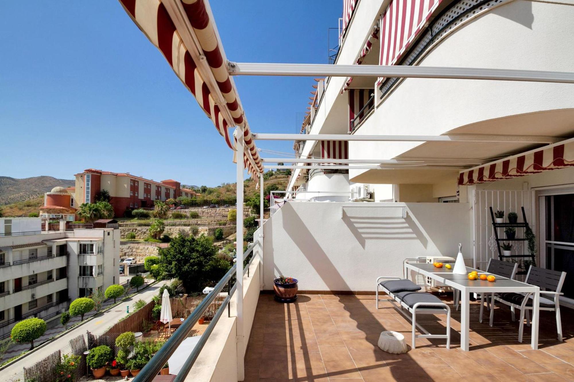 Del Parque Flats - Golf & Beach Terrace Málaga Dış mekan fotoğraf