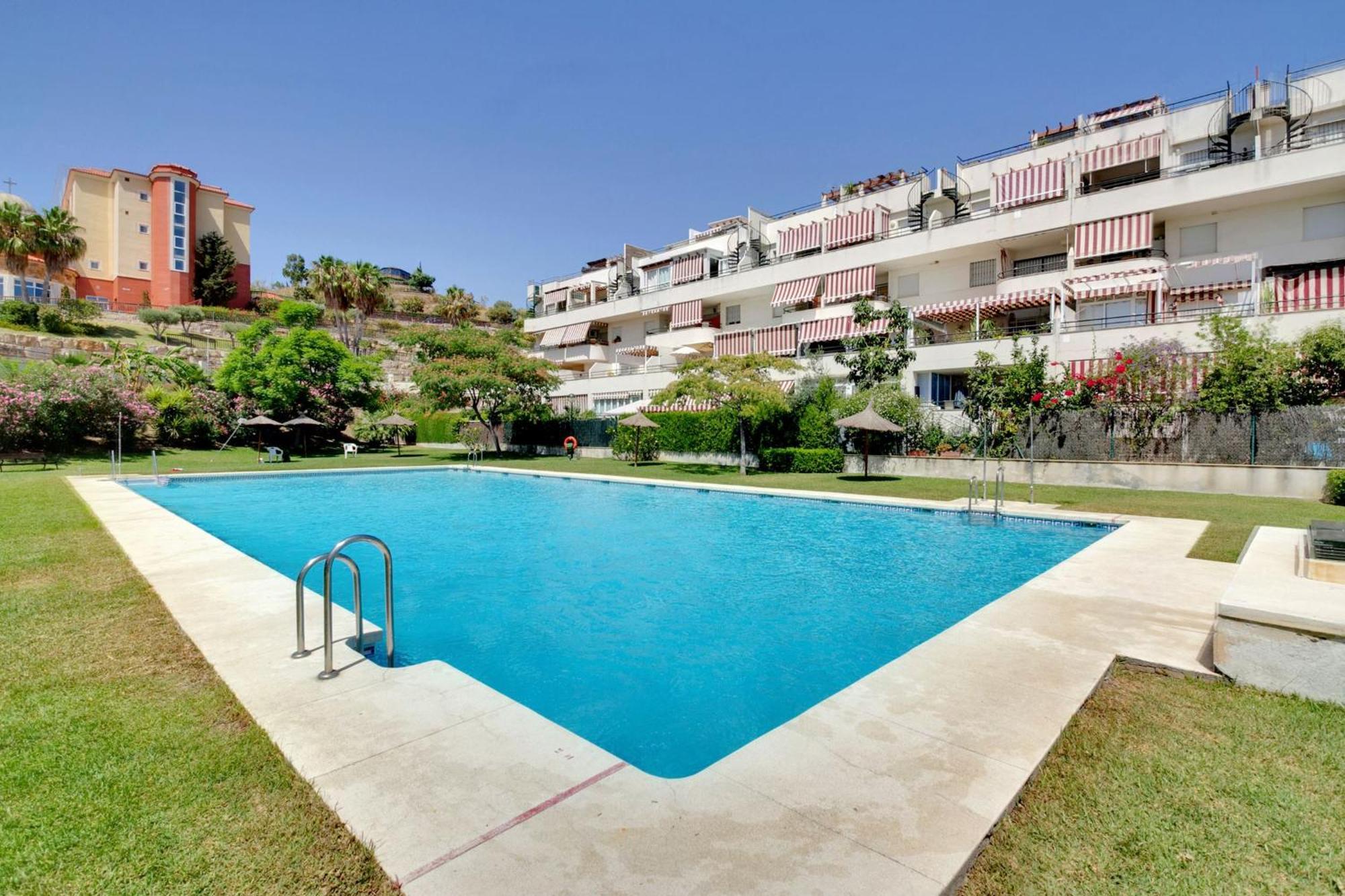 Del Parque Flats - Golf & Beach Terrace Málaga Dış mekan fotoğraf